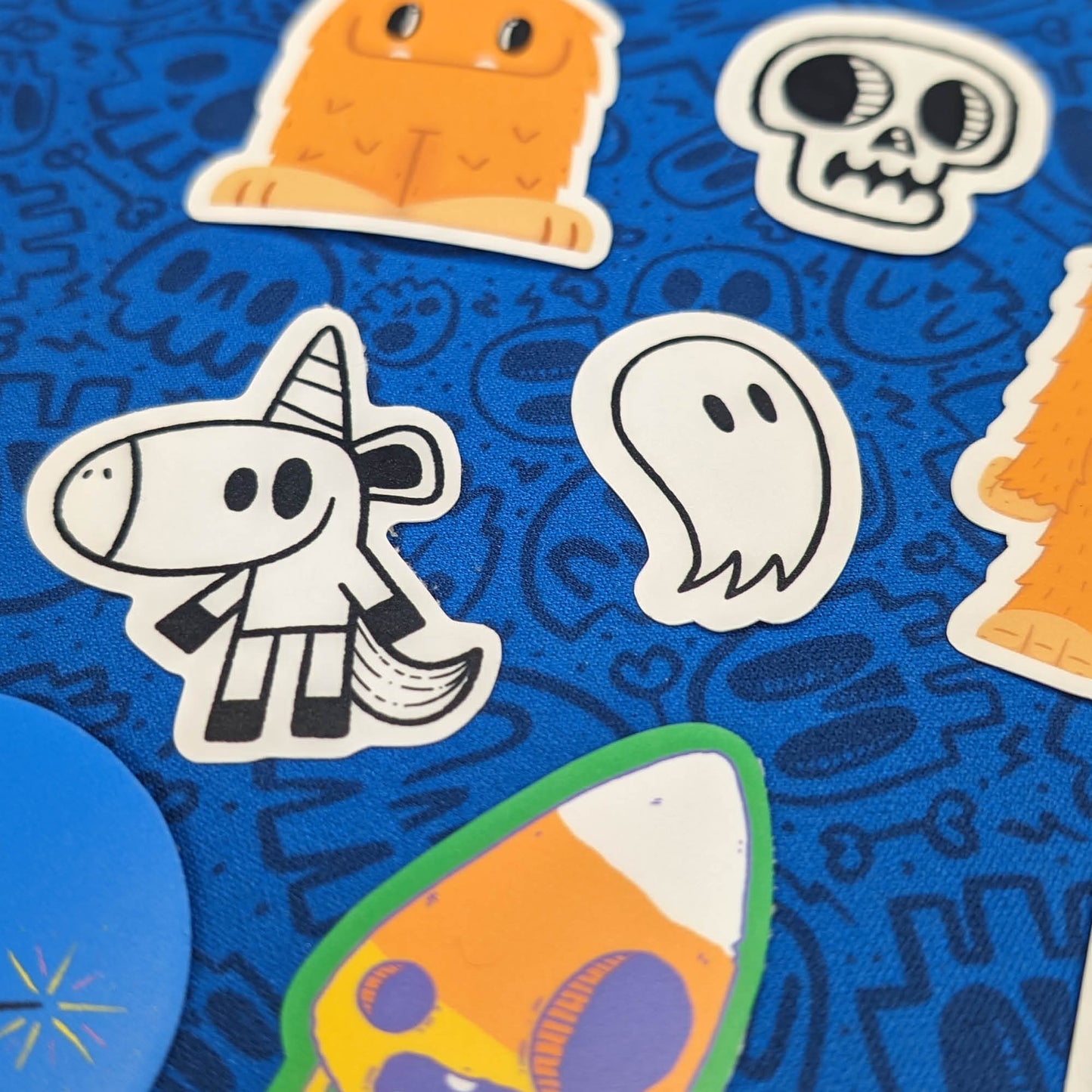 21 Small Stickers