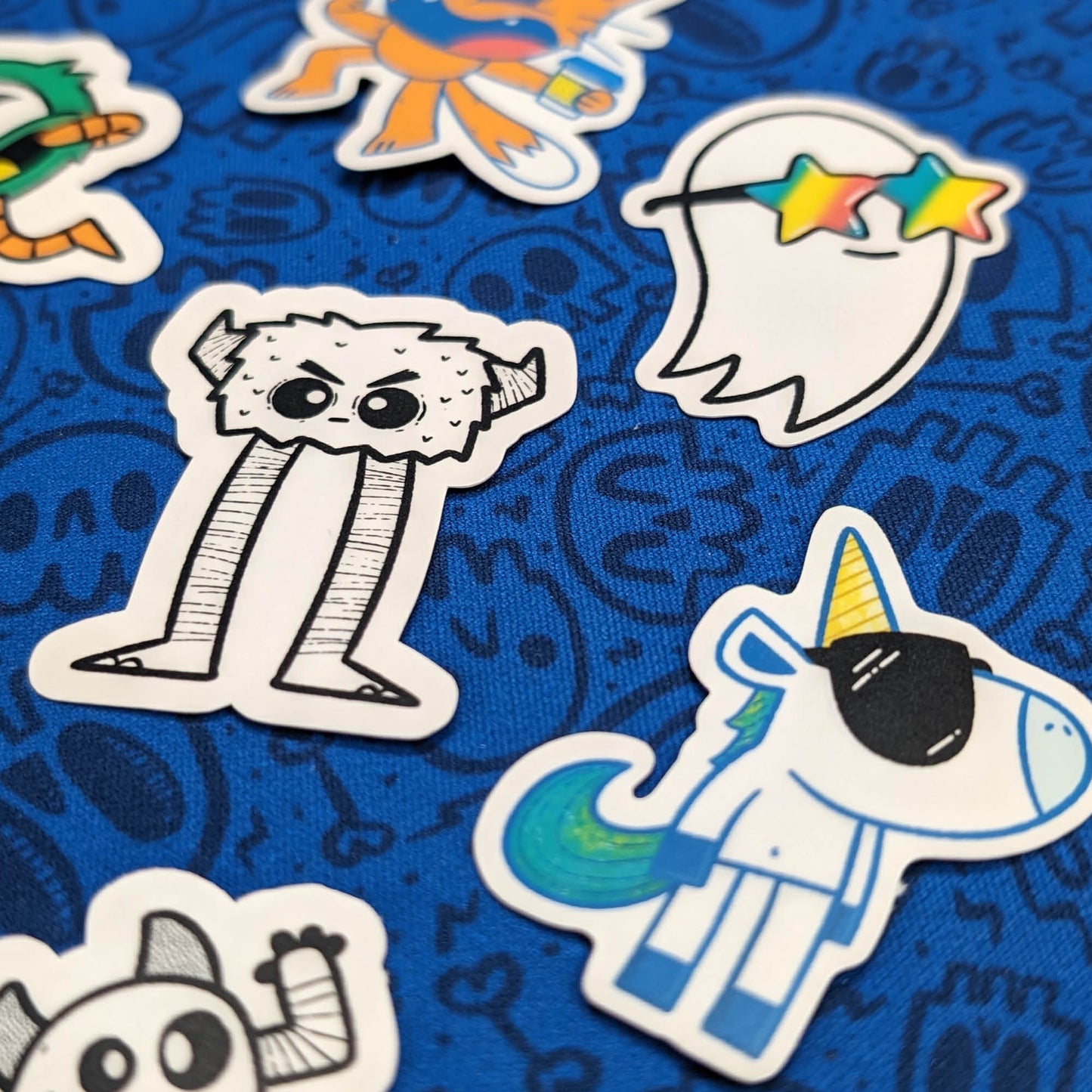 21 Small Stickers