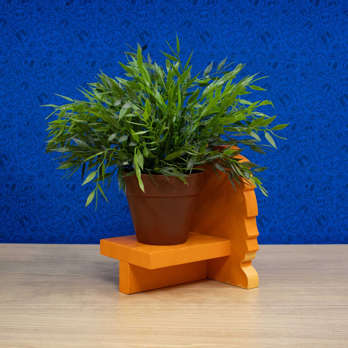 Wilbur Plant Holder